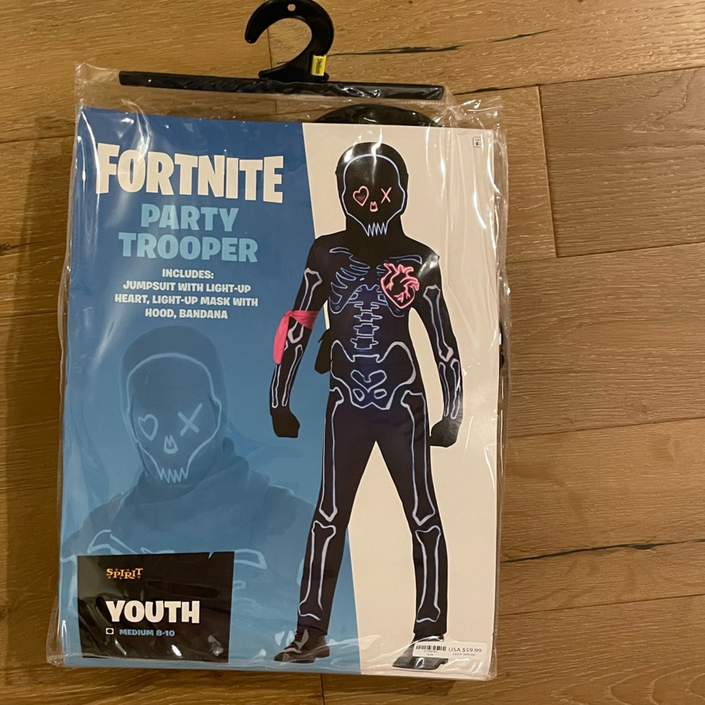 Kids Fortnite costume-party trooper